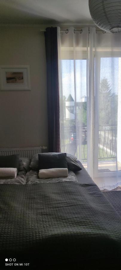 Goscinne Nad Cukiernia W Centrum Miejscowosci. *
